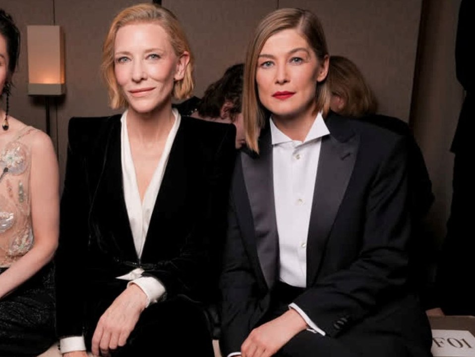 Cate Blanchett und Rosamund Pike sorgen im Partnerlook für Hingucker