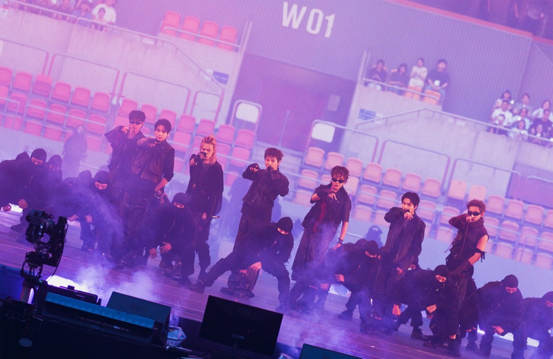 BTS、ロンドン公演でイングランドのW杯勝利を祝う