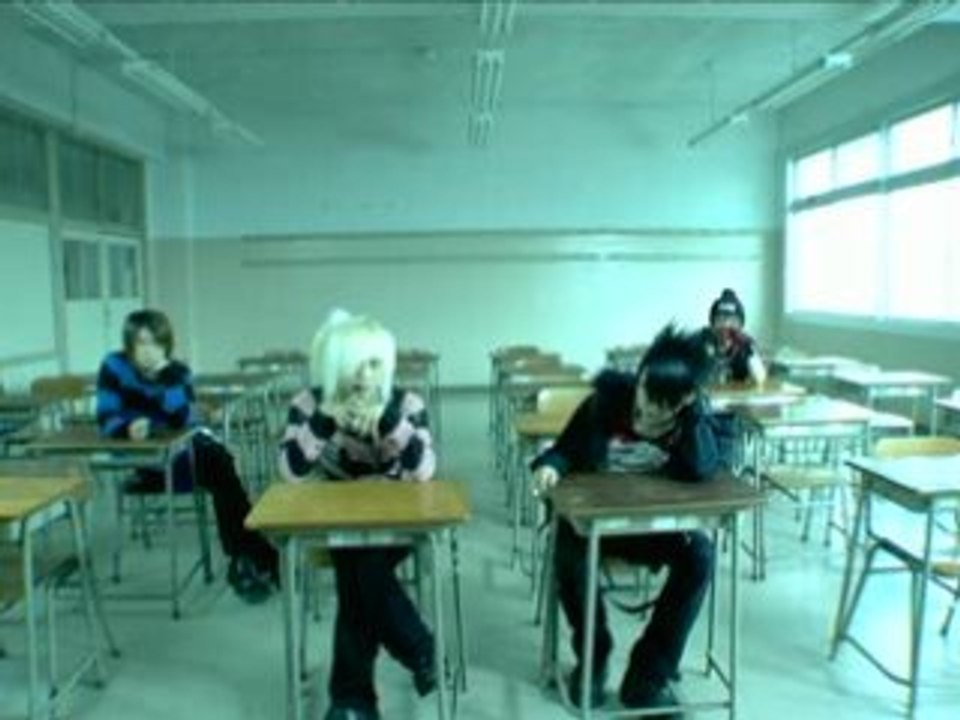 Antic Cafe - Wagamama Koushinkyoku