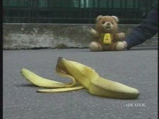 Grumly - qui previent quand ya une banane