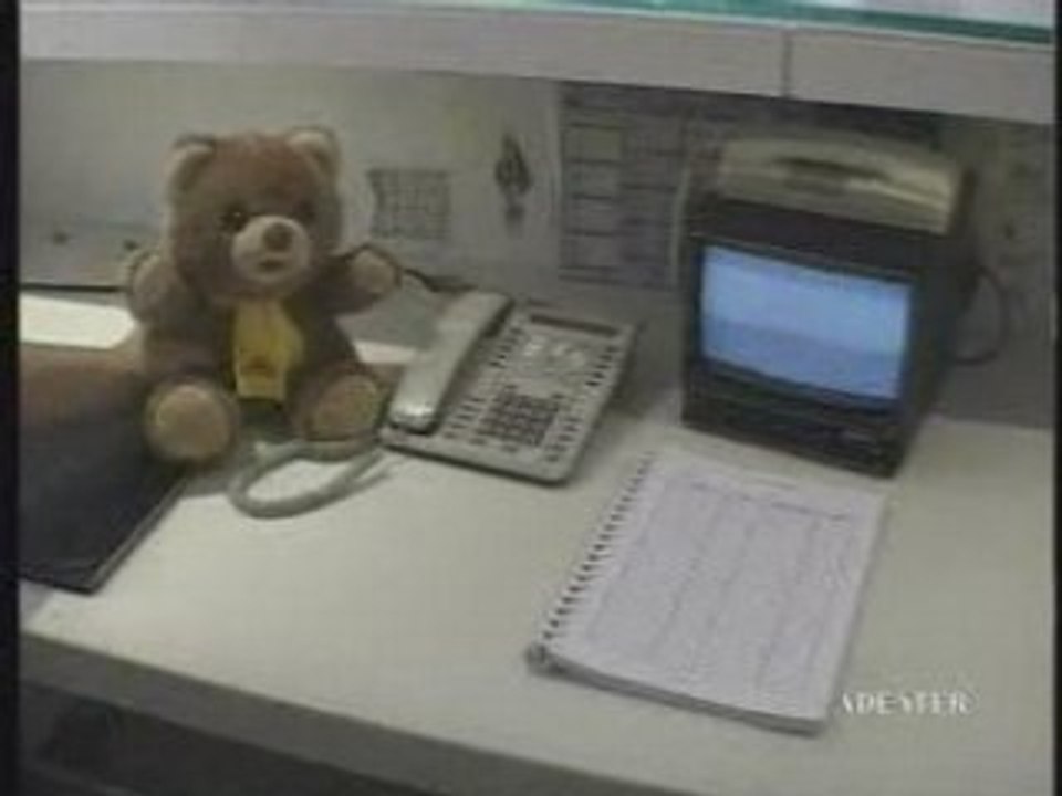 Grumly - qui pourait quand meme repondre au telephone