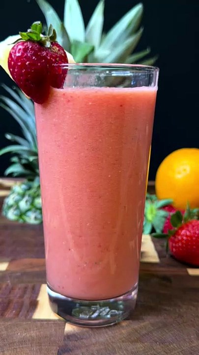 The Perfect Summer Fruit Drink in Just Minutes! 🍓🍍