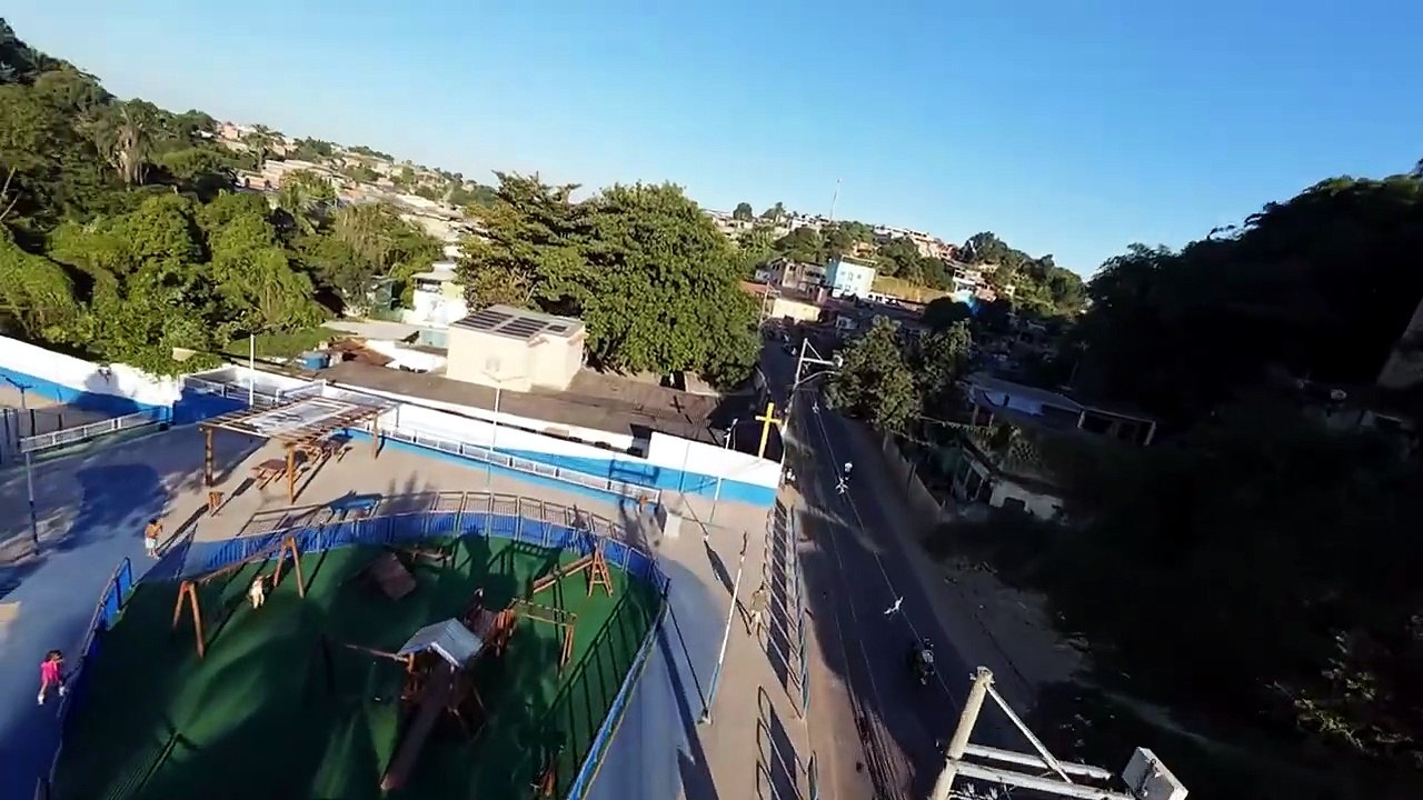 Voando com Avata 2