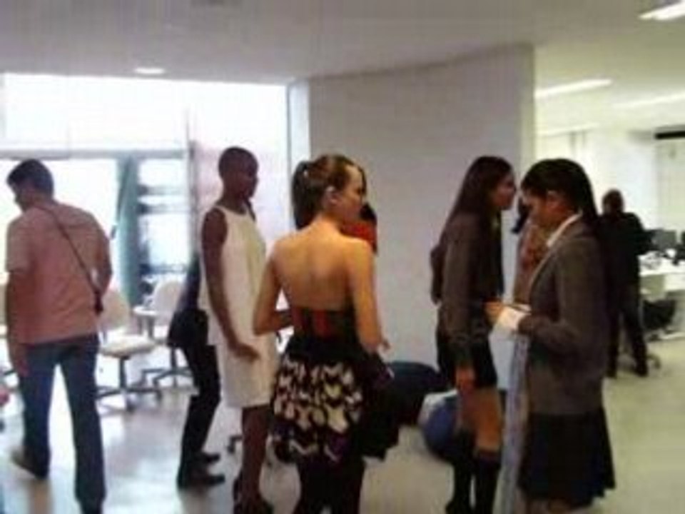 Secret Flash Mob, desfile de moda-Oscar Freire-São Paulo