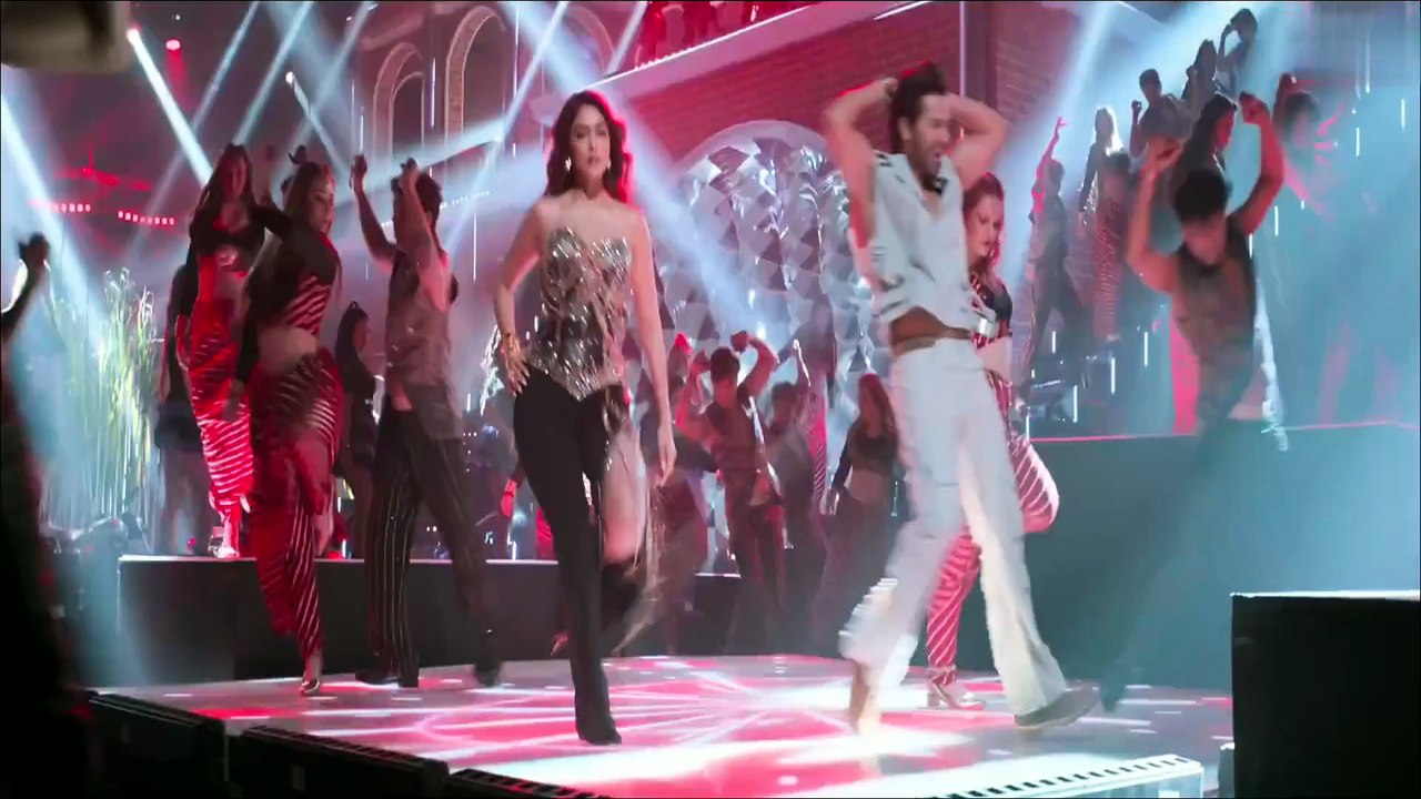 Wow _ Hai Jawani Toh Ishq Hona Hai _ Varun_ Mrunal_ Pooja _ Tanishk _ Harrdy _ Kiran _ Rony _ Gill