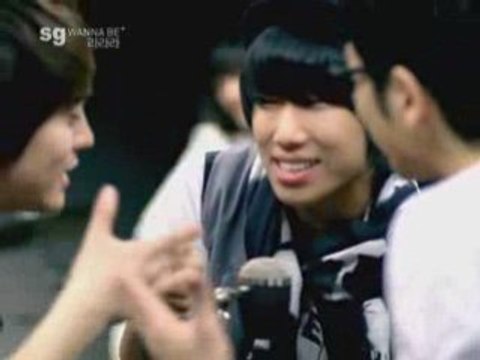 [MV] SG Wannabe - La La La vr 2