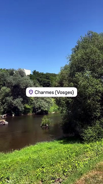 Charmes (Vosges). Le fleuve ici c'est la Moselle ! #camping #moselle #vosges #tra.mp4