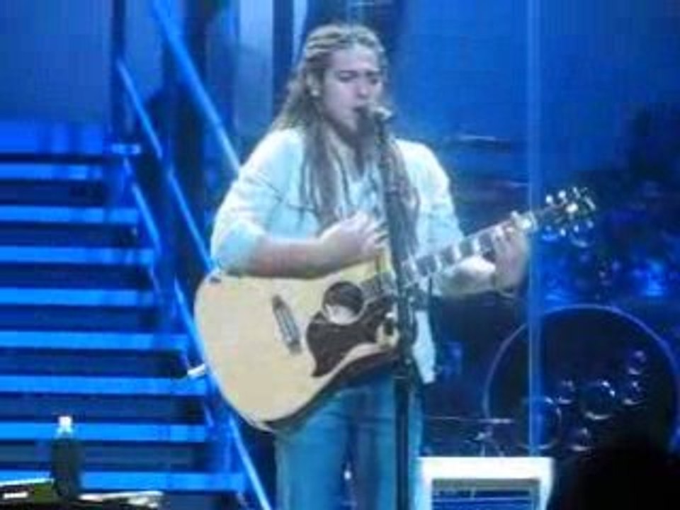 Jason Castro sings "Crazy" Glendale AZ