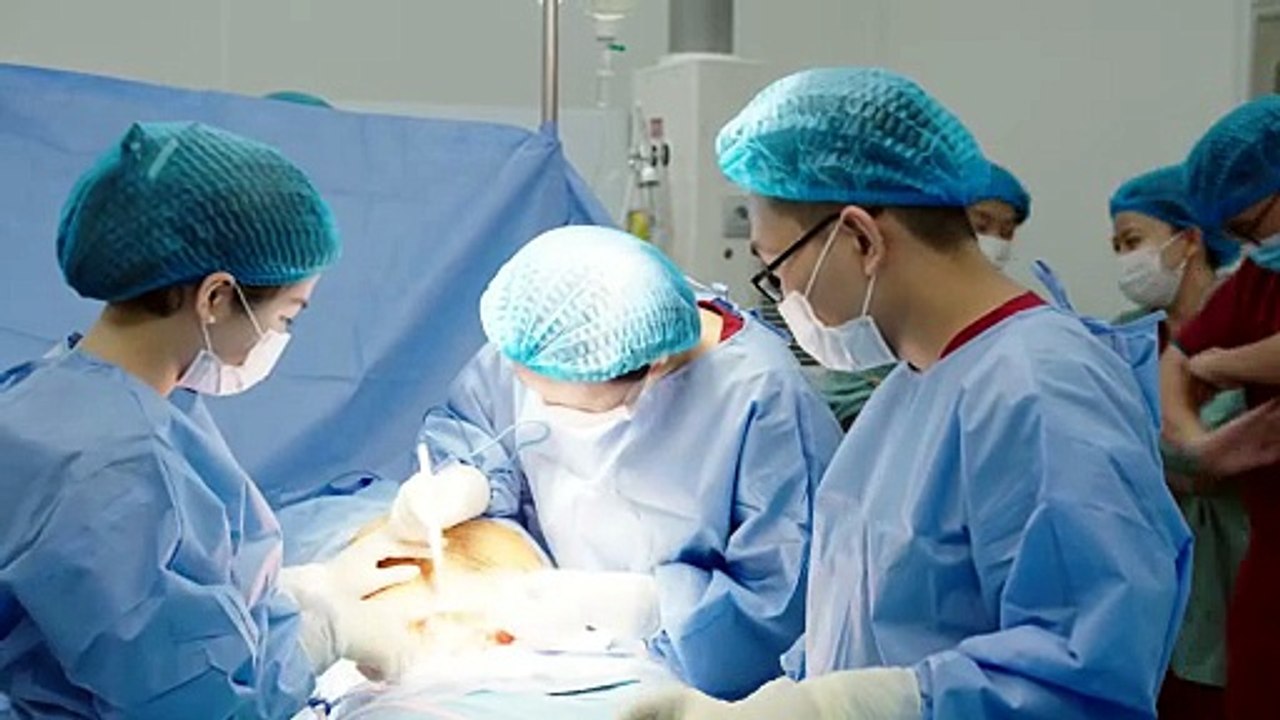 Dấu hiệu bị ung thư cổ tử cung có giống viêm nhiễm phụ khoa không?
