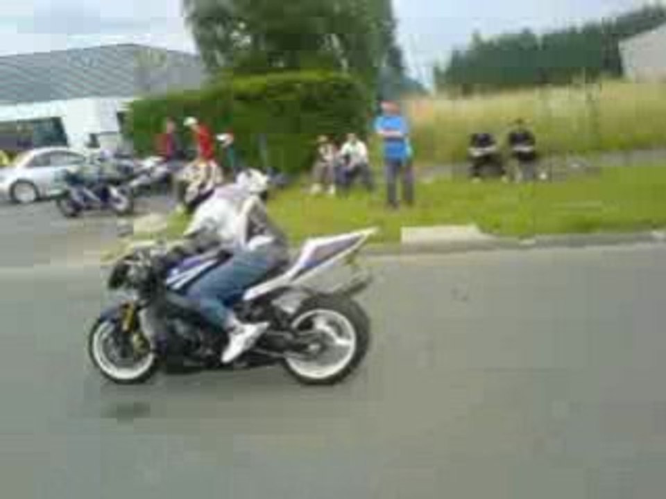 1 ROUE MOTO