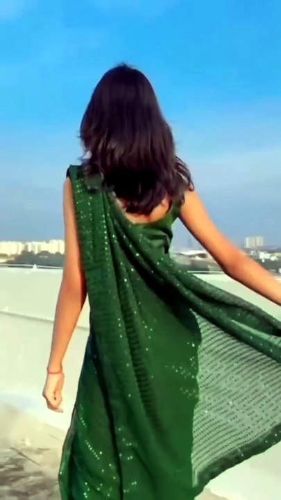 💖 Chunari Chunari | Romantic Bollywood Love Song Status ❤️ 4K Full Screen HD