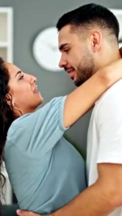 WhatsApp statuses for my husband: passionate kisses, romantic movies