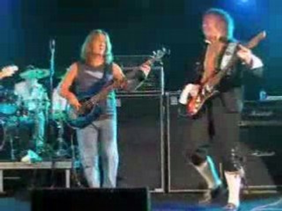 PeerGynt, Steve Morse,Dave Larue: Oh Well (part1)