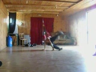 bboy micro    thomas