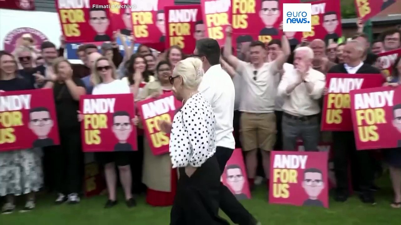 Regno Unito: per Andy Burnham strada libera verso la guida dei laburisti e Downing Street