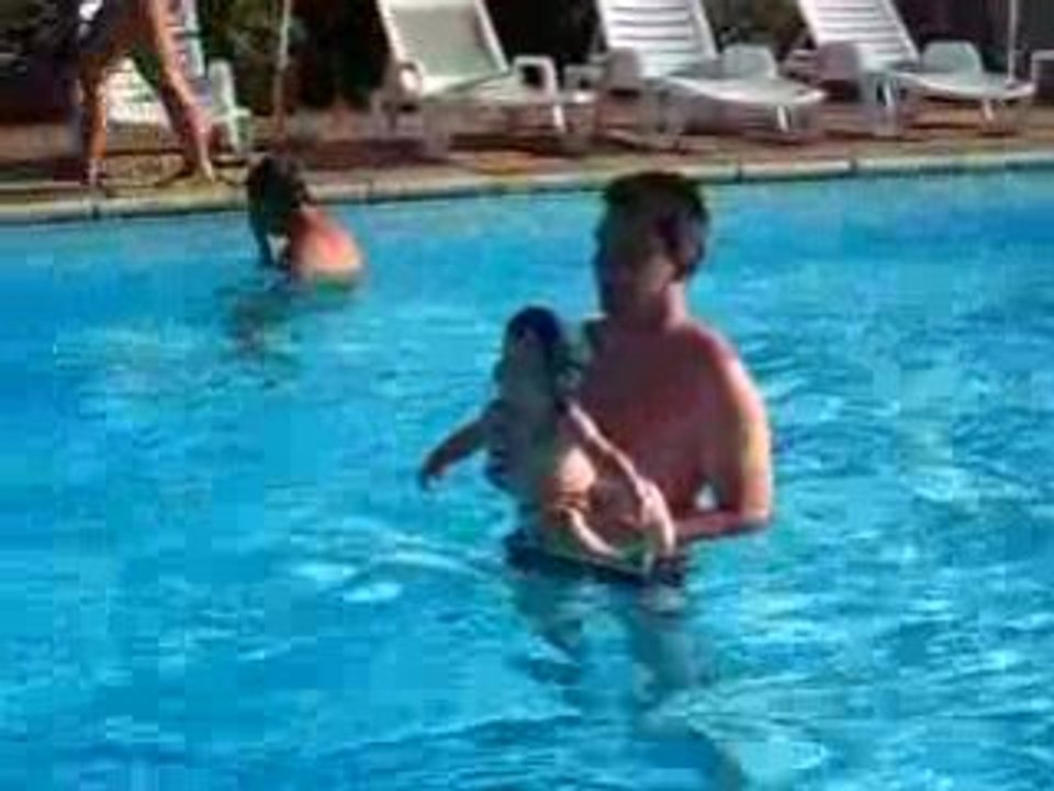 Constance à la piscine