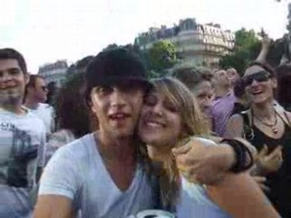 Le 7 à la Gay Pride Paris 2008 (2)