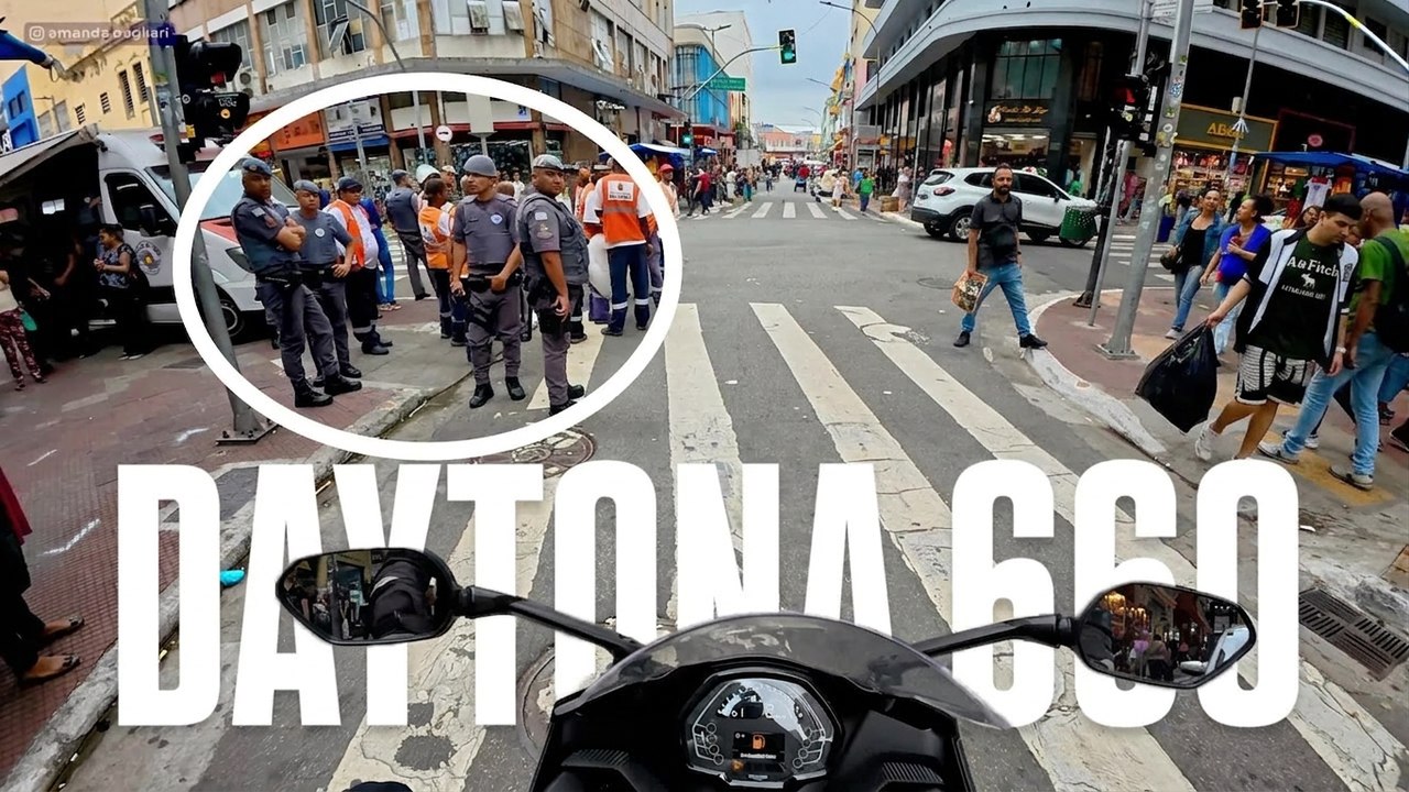 2025 Triumph Daytona 660 vs CBR 650 – Which Bik...