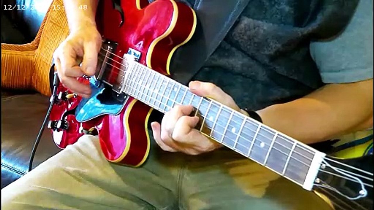 TUTORIEL ET PRATIQUE MUSICALE: THE EPIPHONE GUITAR WITH KNOWN COVER & THE PHONE RINGING