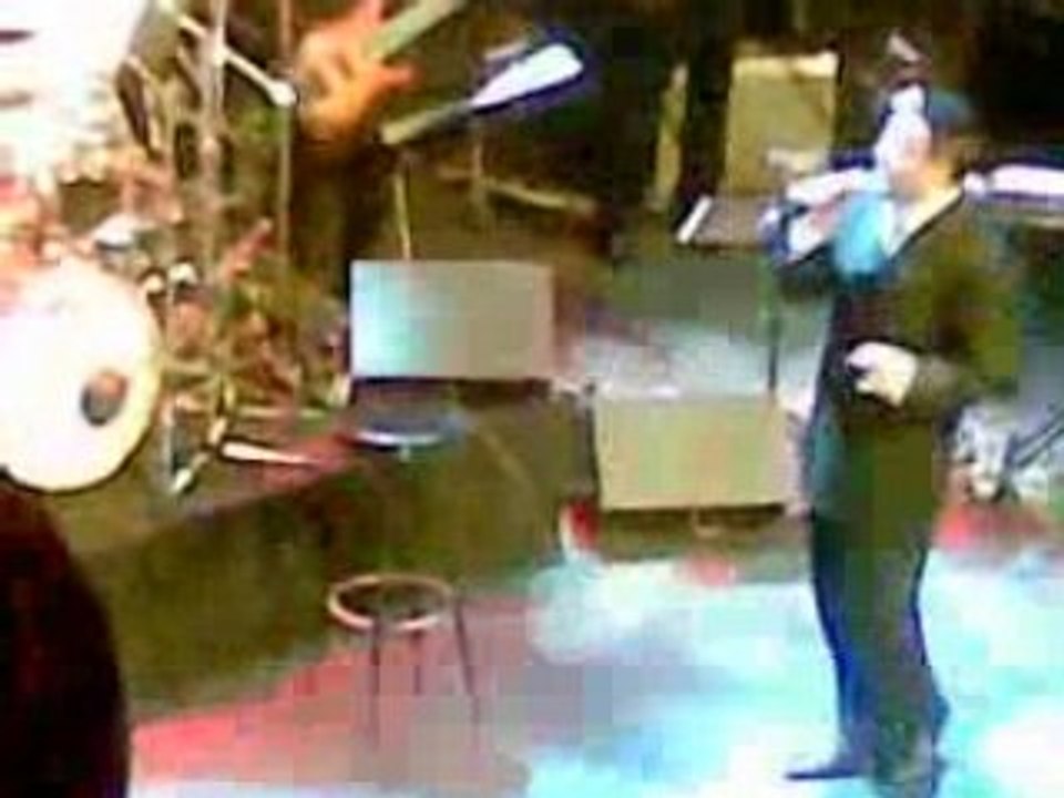 Yaakov Shwekey - Nigun Neshama Paris 2008