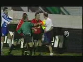 Un soigneur gardien de but