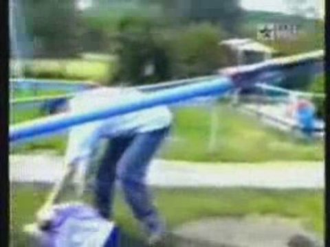 Regis au parc avec sa femme