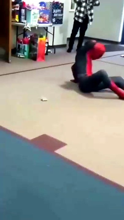 Spider-Man coming home 😂