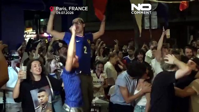 Frankreich-Fans jubeln: Les Bleus schlagen Marokko und stehen im Halbfinale