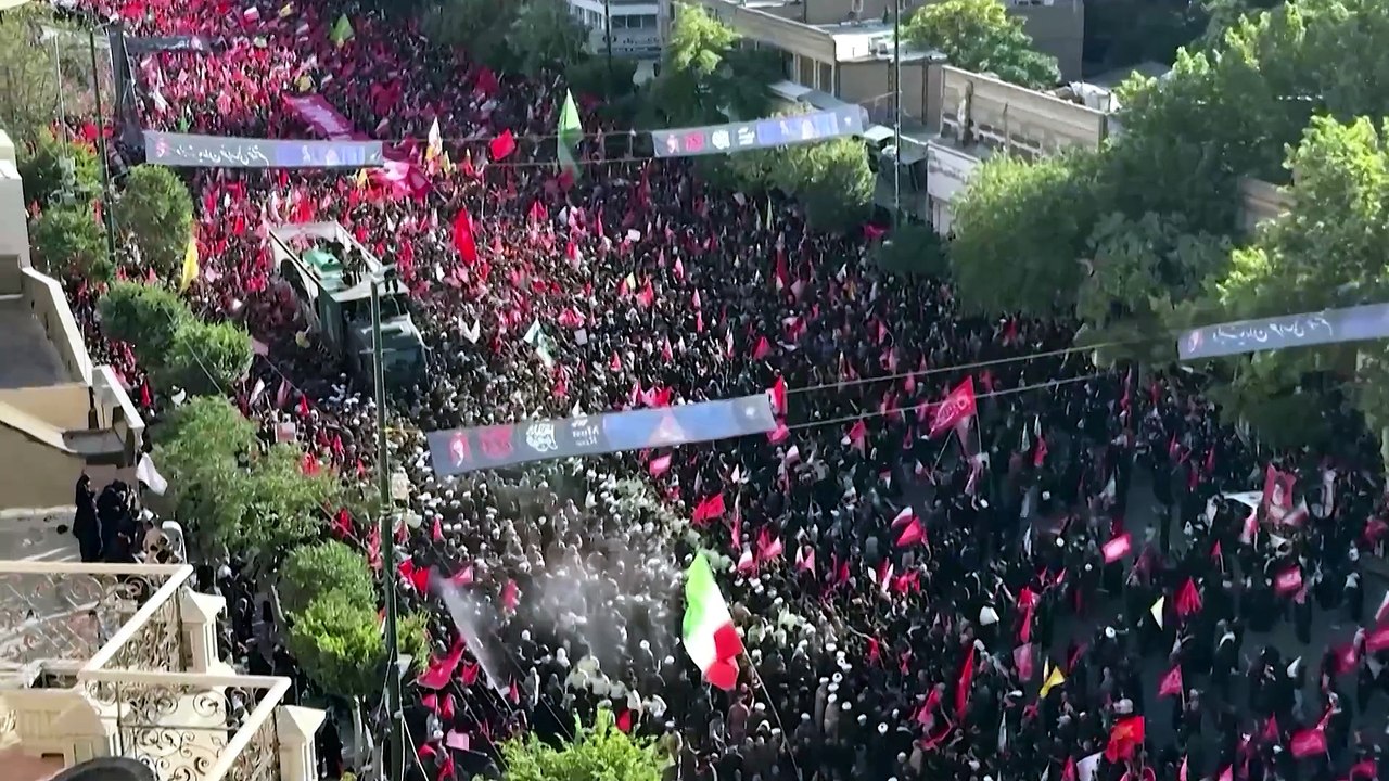 ایران در اوج تنش با آمریکا با علی خامنه‌ای وداع می‌کند