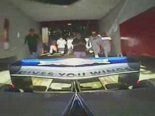 San Fermin con toros a cuatro ruedas