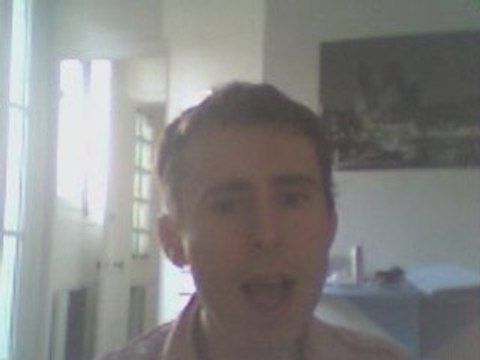 Wiwi égratigne à l'ombre des lumières