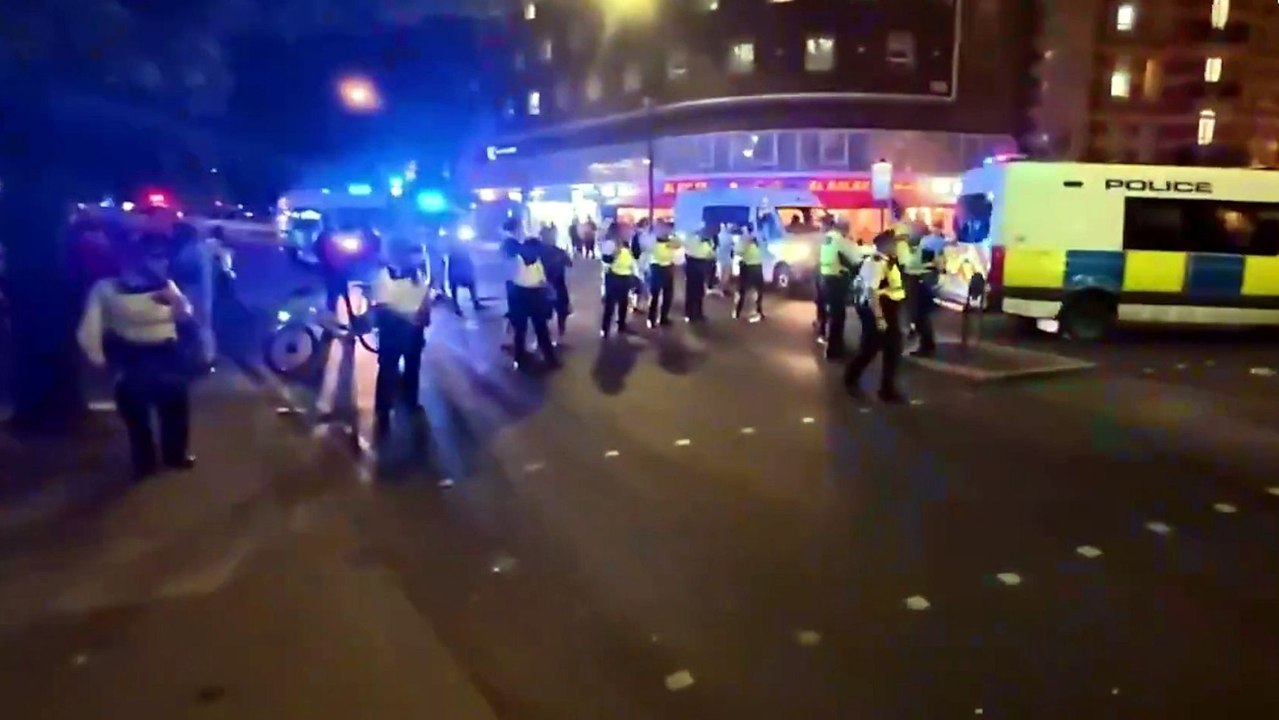 La eliminación de Marruecos provoca graves incidentes en Londres, Düsseldorf y La Haya 