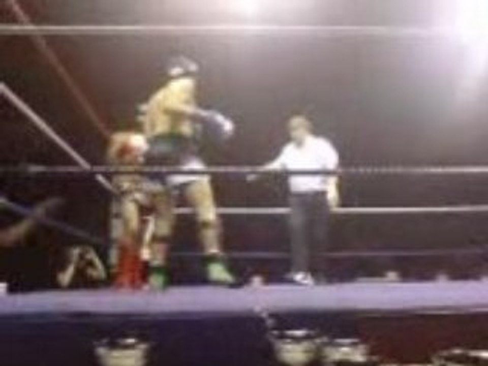 gala phoenix muay thai MOHAMED ABDELAZIZ vs KEVIN ALBANEZZE