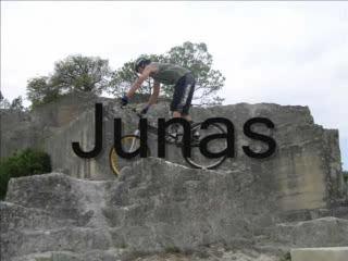 junas