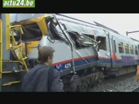 ACTU24 Collision de trains à Hermalle-sous-Huy: 1res images