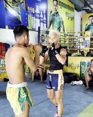 ឡោ គឹមហ៊រ បោះបង់កាងារបើកឡានទឹកកក ដើ