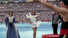 12 juillet 1998 : le jour où les créations d'Yves Saint Laurent ont défilé sur la pelouse du Stade de France