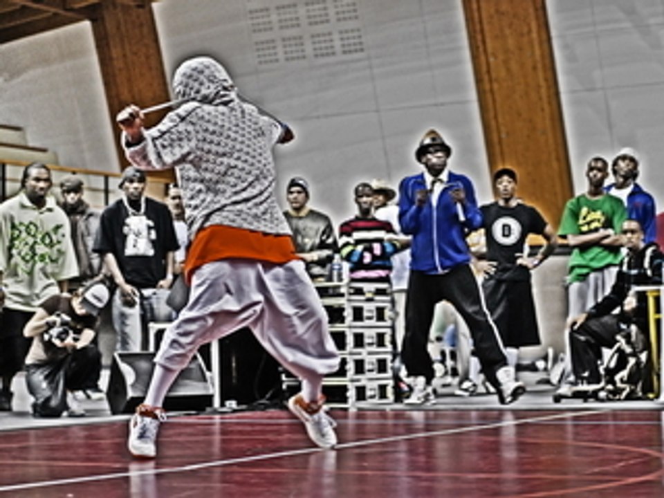 FAYS vs FAB