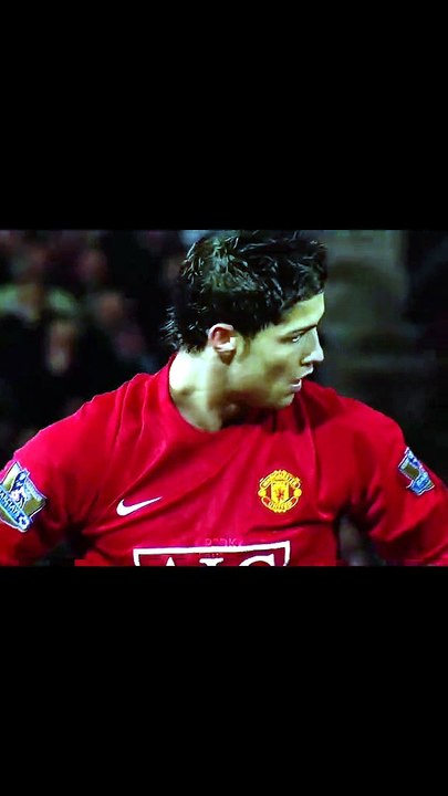Free kick by Cristiano Ronaldo