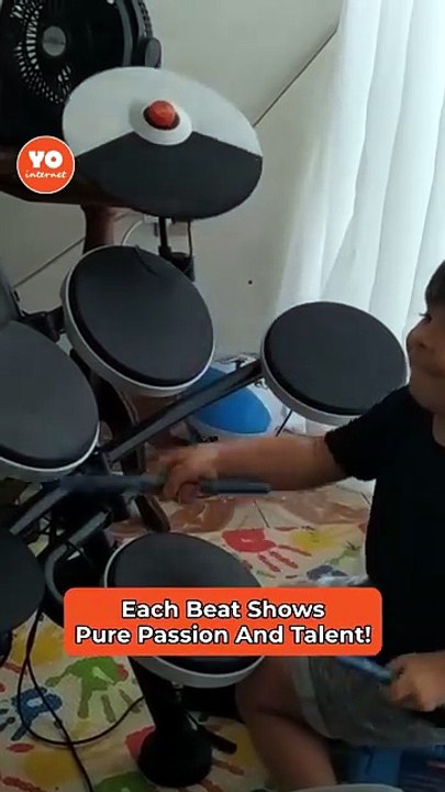 Young Drummer Astonishes with Remarkable Talent in Solo Show