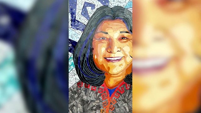 Mosaico en homenaje a Mercedes Sosa en la Escuela de Música Popular de Avellaneda