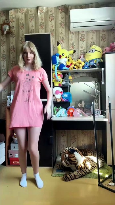 Amazing Dance Moves | Beautiful Girl Dancing