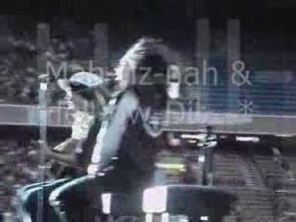 TOKIO HOTEL AU PARC DES PRINCES IN DIE NACHT .