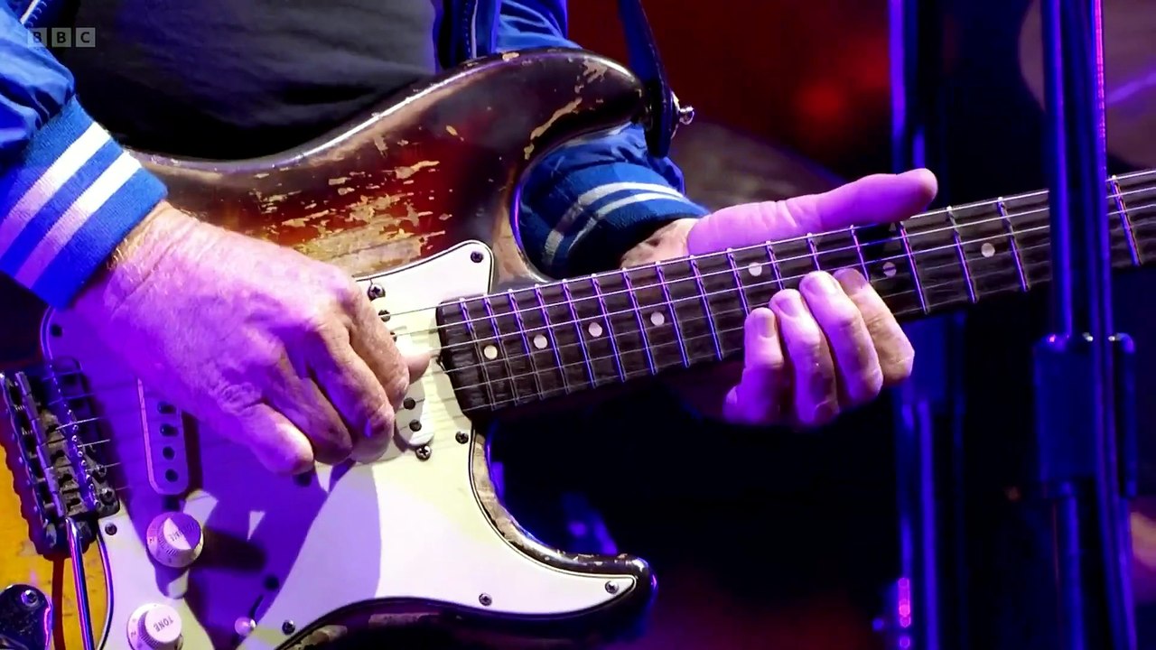 Can't Stand Losing You / Regatta De Blanc (The Police songs) - Sting (live)