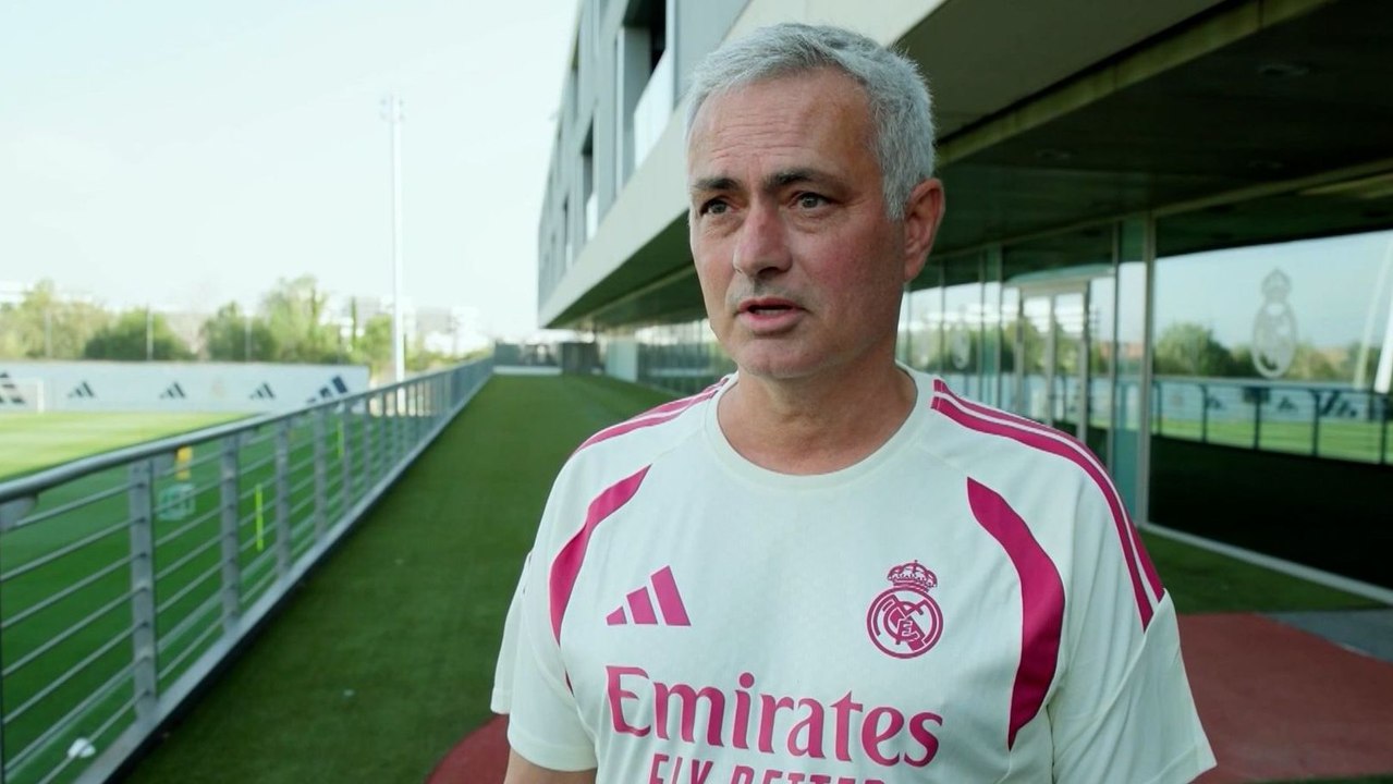 Mit Khedira im Trainer-Stab: Mourinho will 'allen helfen, besser zu werden'