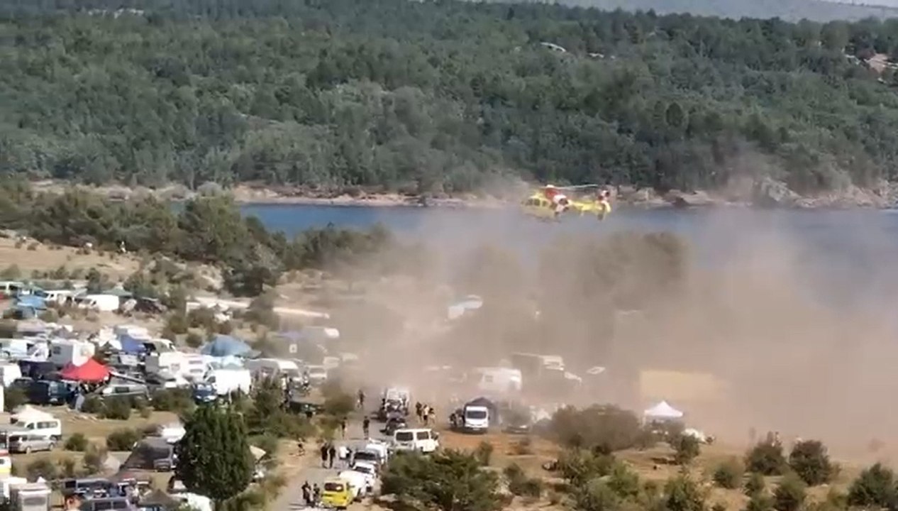Evacuación en helicóptero de una motorista herida en el festival Motorbeach