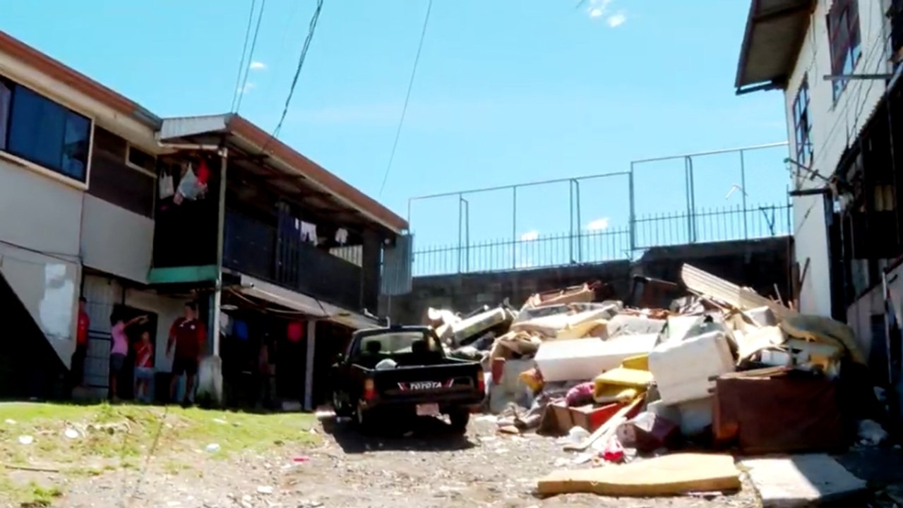 tn7-basurero-a-cielo-abierto-pone-en-riesgo-a-vecinos-de-las-pastoras-en-heredia-100726