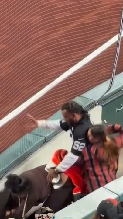 Violent Brawl Between Female Giants Fans at Oracle Park ⚾