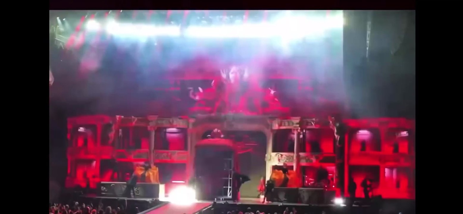 lady Gaga mayhem ball Bloody Mary/abracadabra/judas/scheibe