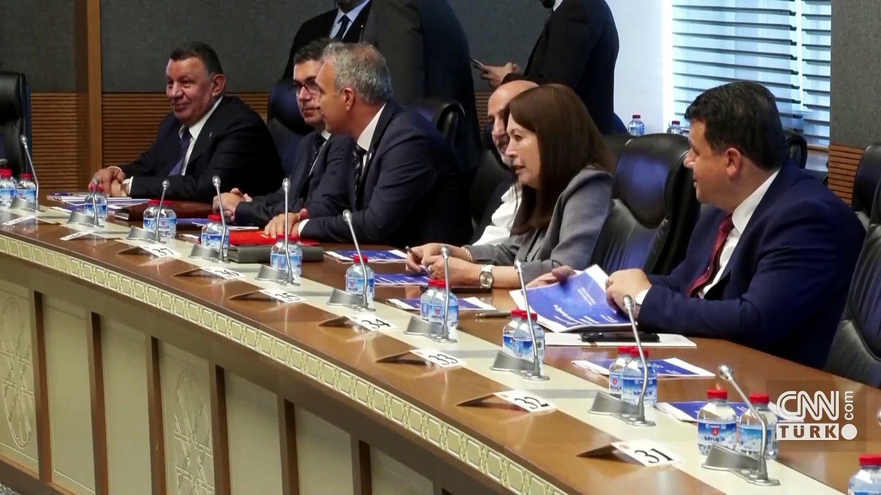 Sanal medya temsilcileri hesap verecek